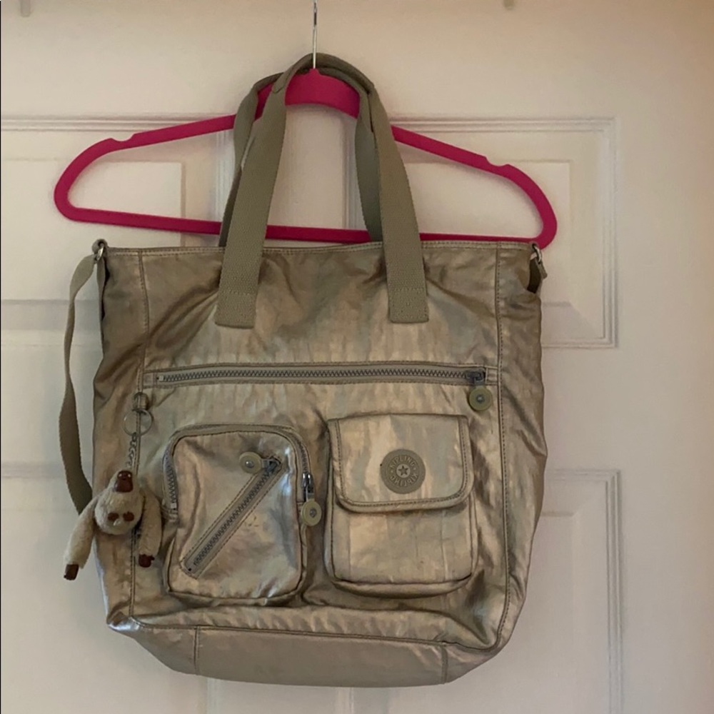 Shoulder bag